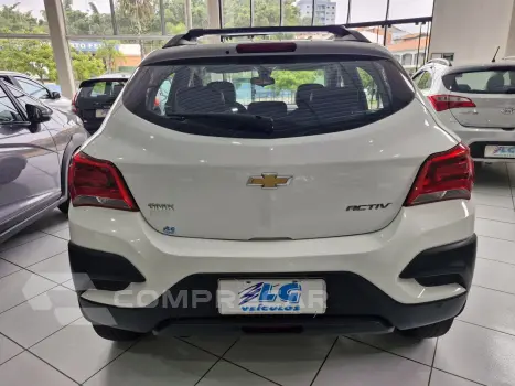 Onix Hatch 1.4 4P FLEX ACTIV AUTOMÁTICO