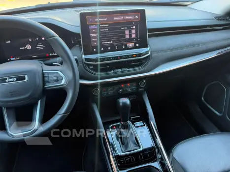 Commander 1.3 T270 Turbo Flex Limited At6