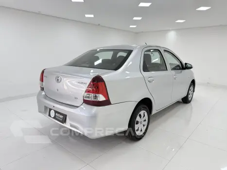 ETIOS 1.5 X Sedan 16V