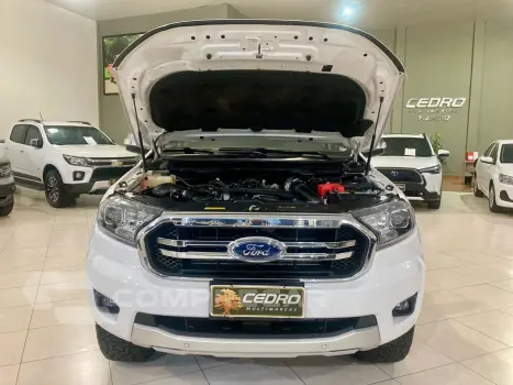 Ranger 3.2 20V CABINE DUPLA 4X4 LIMITED TURBO DIESEL AUTOMÁT