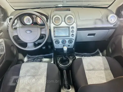 FIESTA 1.6 MPI Class Sedan 8V