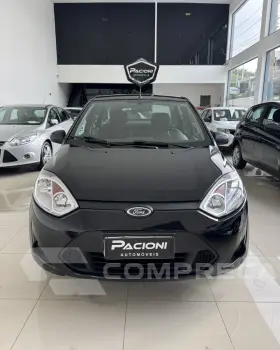 FIESTA 1.6 Rocam SE Sedan 8V