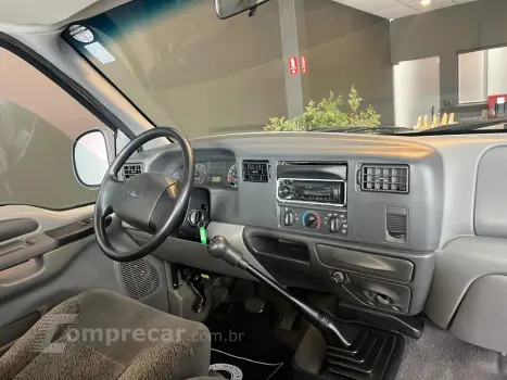 F-250 3.9 XLT 4X2 CS