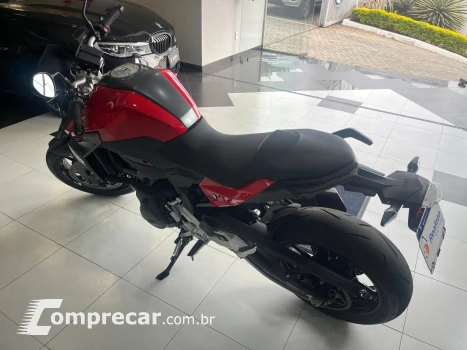 F 900 R Sport Plus