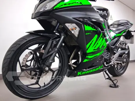 KAWASAKI NINJA 300