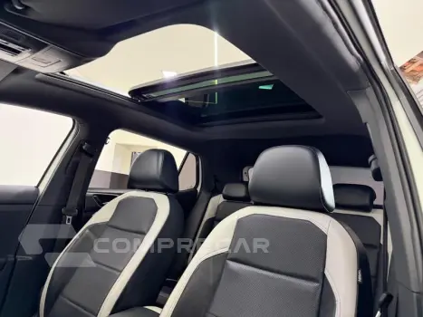 T CROSS HL TSI AE