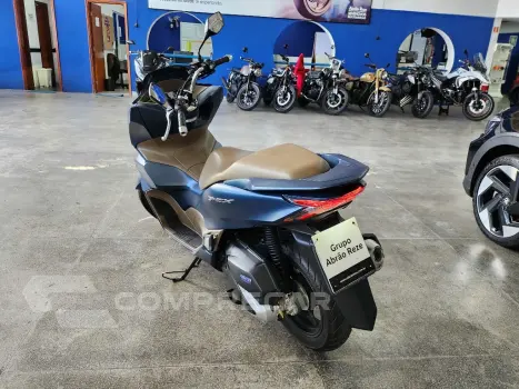 PCX DLX