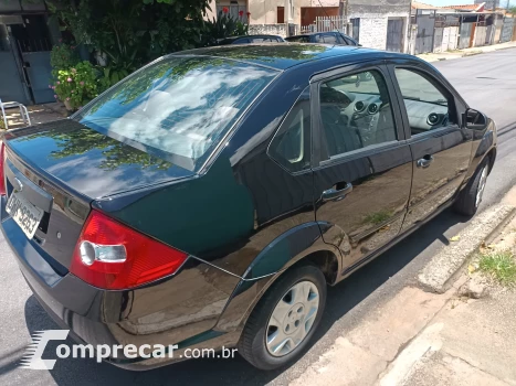 FIESTA 1.6 Rocam SE Plus Sedan 8V