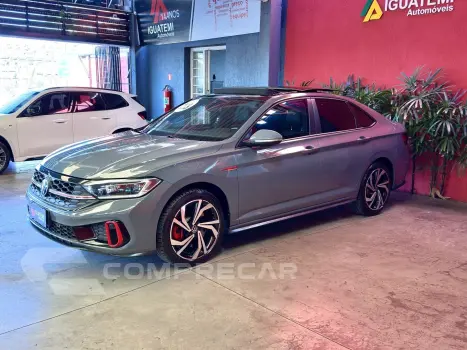 Volkswagen JETTA 2.0 350 TSI GASOLINA GLI DSG 4 portas