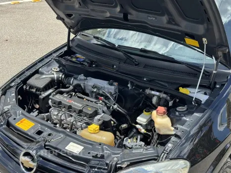 CELTA 1.0 MPFI Life 8V