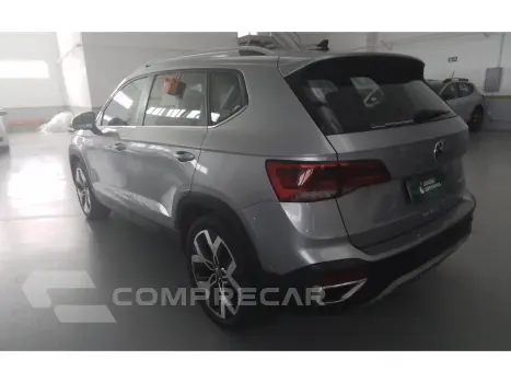 TAOS 1.4 250 TSI TOTAL FLEX HIGHLINE AUTOMÁTICO
