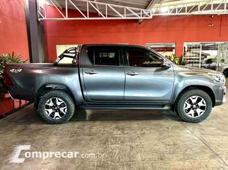HILUX 2.8 SRX 4X4 CD 16V DIESEL 4P AUTOMÁTICO