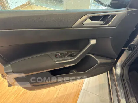 Nivus 1.0 4P FLEX 200 TSI COMFORTLINE AUTOMÁTICO