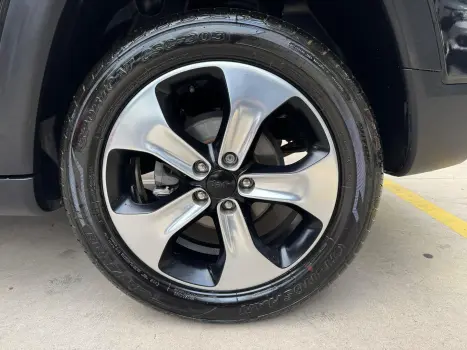 Compass 2.0 16V Flex Longitude Automático