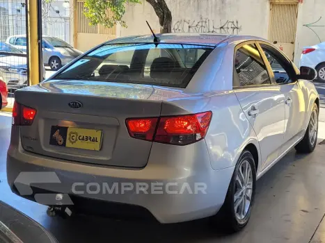Cerato 1.6 16V Aut.