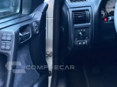 ASTRA 2.0 MPFI ELEGANCE SEDAN 8V FLEX 4P MANUAL