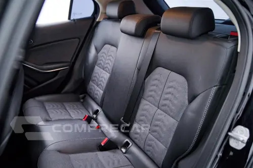 GLA 200 Advance 1.6/1.6 TB 16V Flex Aut.