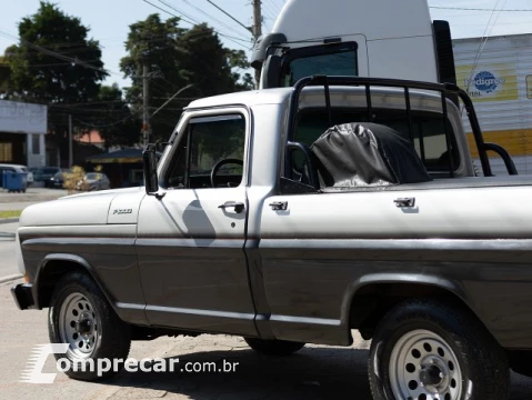 FORD F-1000 - 3.9 SUPER SÉRIE CS 8V 2P MANUAL 2 portas