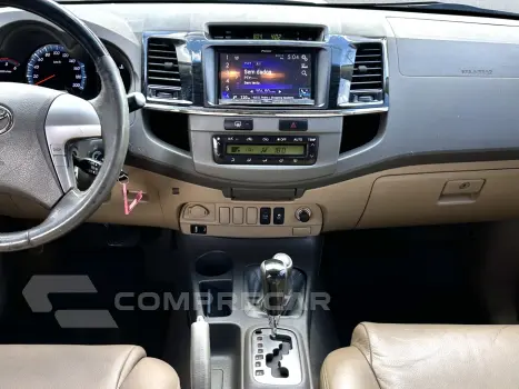 HILUX SW4 3.0 SRV 4X4 16V TURBO INTERCOOLER DIESEL 4P AUTOMÁ