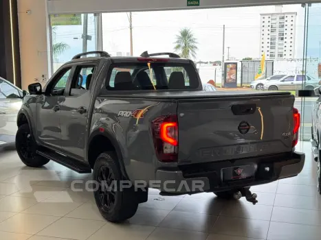 Frontier 2.3 16V PRO4X CABINE DUPLA 4X4 BI-TURBO DIESEL AUTO