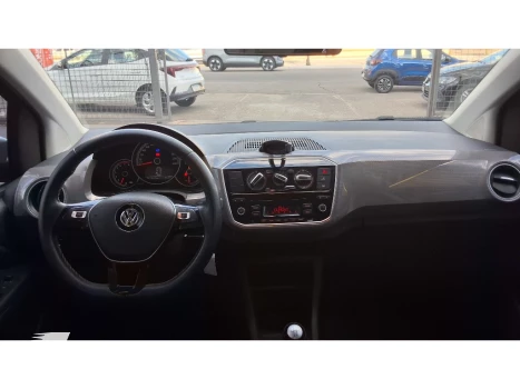 UP 1.0 CROSS TSI TOTAL 12V 5P FLEX