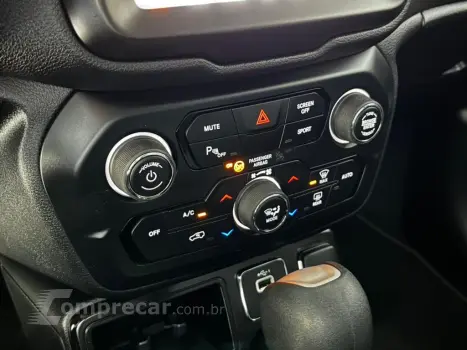 Renegade Longitude 1.8 4x2 Flex 16V Aut.