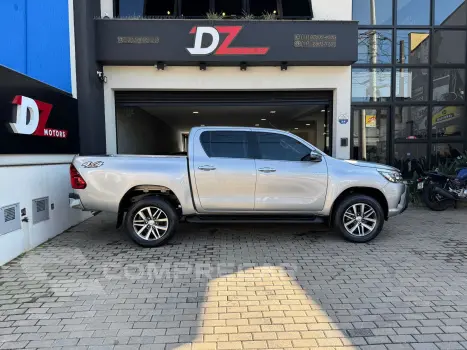 Hilux CD SRX 4x4 2.8 TDI 16V Diesel Aut.