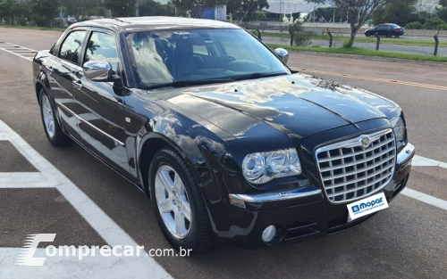 300 C 5.7 Hemi Sedan V8 16V