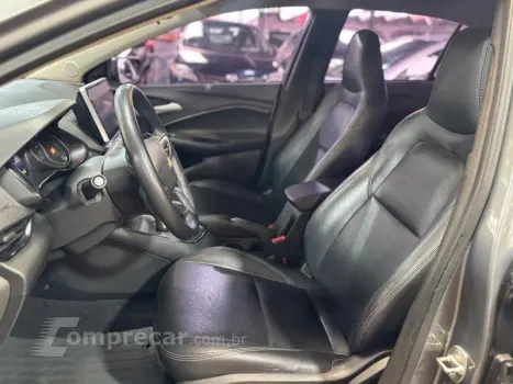 ONIX 1.0 TURBO AT HB