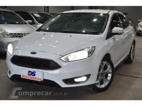 FORD FOCUS HATCH - 2.0 SE HATCH 16V 4P POWERSHIFT 4 portas