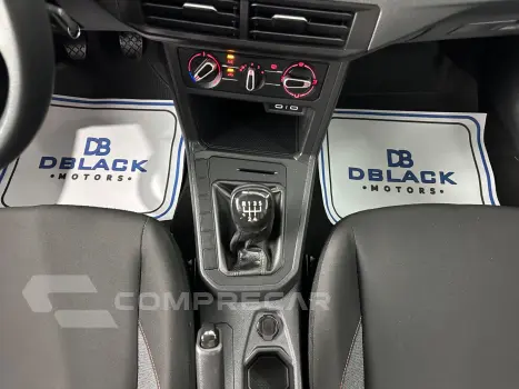 Polo Track 1.0 Flex 12V 5p