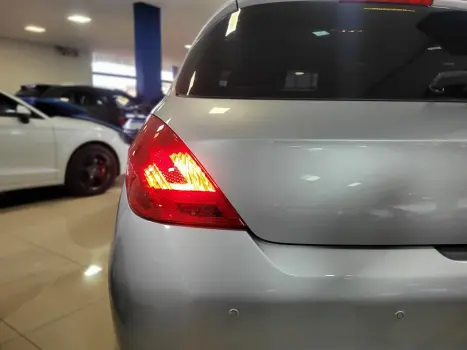 308 Active 1.6 Flex 16V 5p mec.