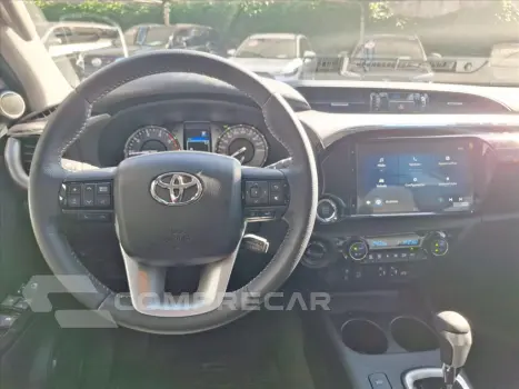 HILUX 2.8 D-4D TURBO DIESEL CD SRX 4X4 AUTOMÁTICO