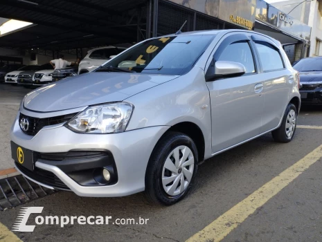 Toyota Etios Hatch 1.5 16V 4P FLEX XS AUTOMÁTICO 4 portas