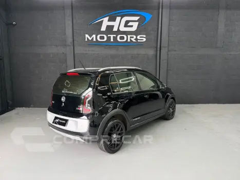 up! cross 1.0 TSI Total Flex 12V 5p