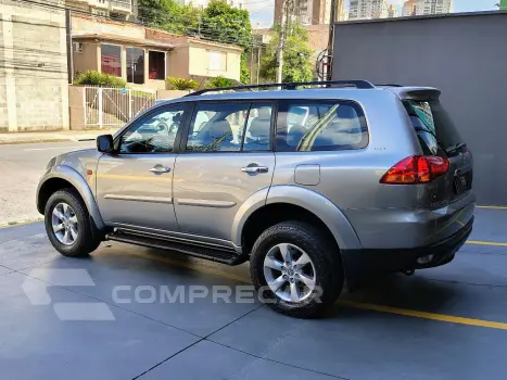 Pajero DAKAR/HPE 3.5 4x4 Flex 5p Aut.
