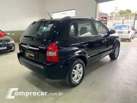 Tucson 2.0 Mpfi Gls 16V 143Cv 2Wd Gasolina 4P Automático