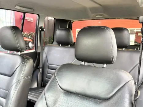 PAJERO TR4 2.0 4X2 16V 140CV FLEX 4P AUTOMÁTICO