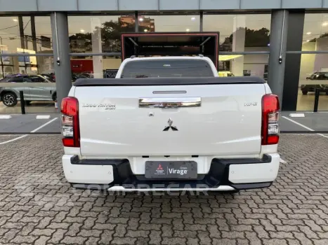 L200 TRITON 2.4 16V Turbo Sport HPE CD 4X4