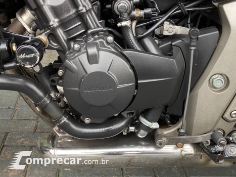CB 600F HORNET