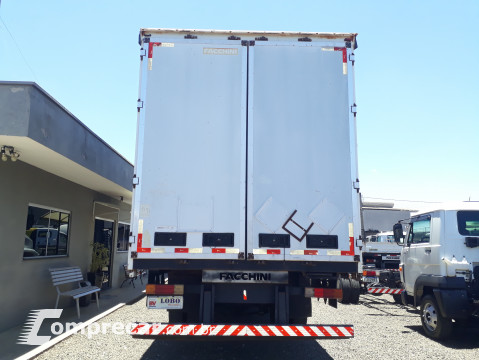 Mercedes Benz 1318 L