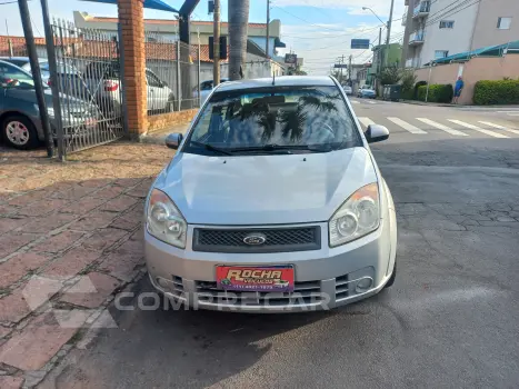 FIESTA 1.6 MPI Sedan 8V