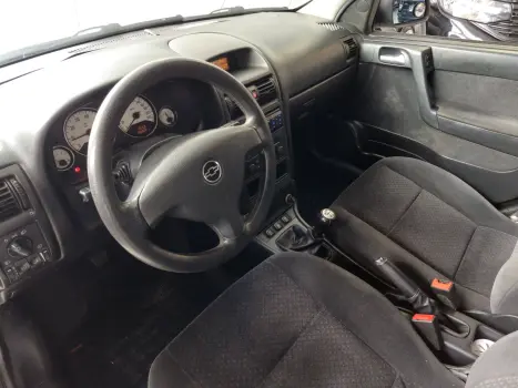 ASTRA 2.0 MPFI ADVANTAGE 8V FLEX 4P MANUAL