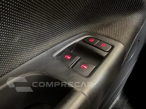 VOYAGE 1.0 12V MPI TOTALFLEX 4P MANUAL
