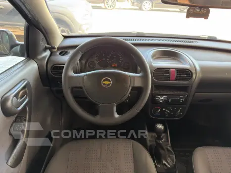 CORSA 1.0 MPFI Maxx Sedan 8V