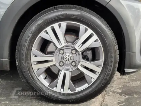 up! cross 1.0 TSI Total Flex 12V 5p