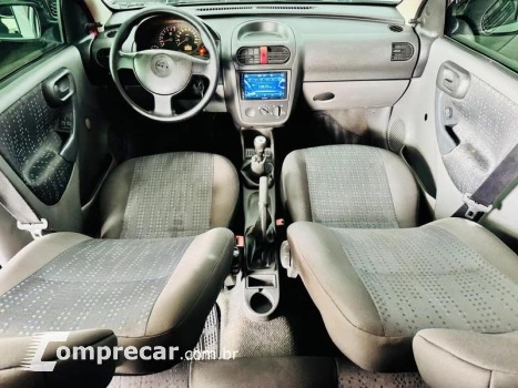 CORSA SEDAN JOY
