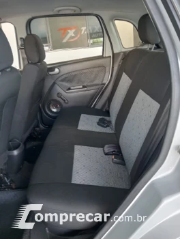 FIESTA 1.6 MPI Class Hatch 8V