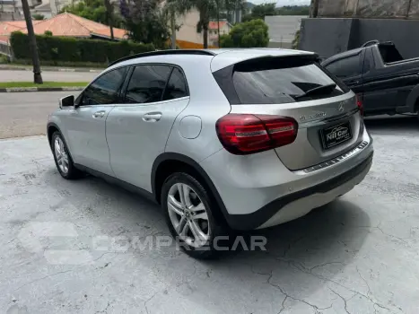 GLA 200 Style 1.6 TB 16V/Flex Aut.