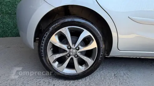 MARCH SL 1.6 16V Flex Fuel 5p